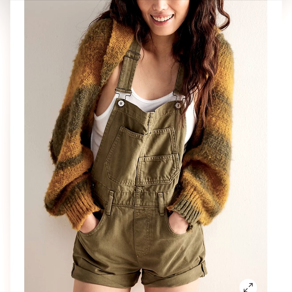 We The Free Overall Shorts. Size Small